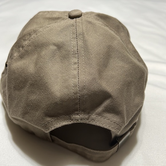 Baseball cap NWOT - Picture 2 of 5